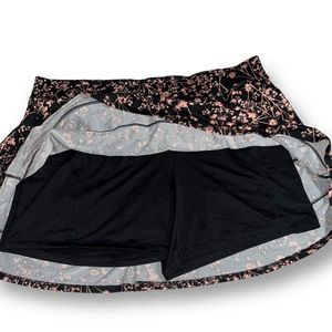 LIVI Lane Bryant Active Wicking Skort Skirt with Shorts Black Pink Floral 26/28